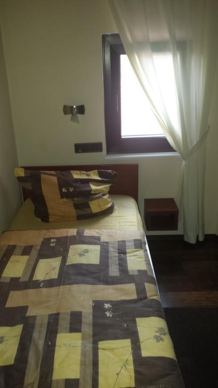 Hotel Restaurant Platamon Feuchtwangen Chambre photo