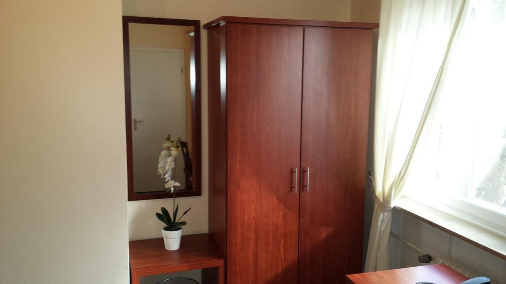 Hotel Restaurant Platamon Feuchtwangen Chambre photo